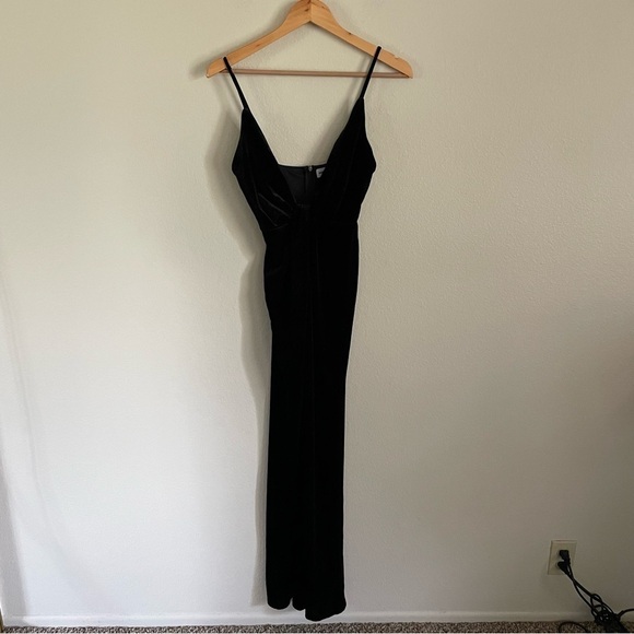 Superdown Aurora Deep V Neck Maxi Dress Slit Black Velvet Knot Front Size XS. - Picture 4 of 9